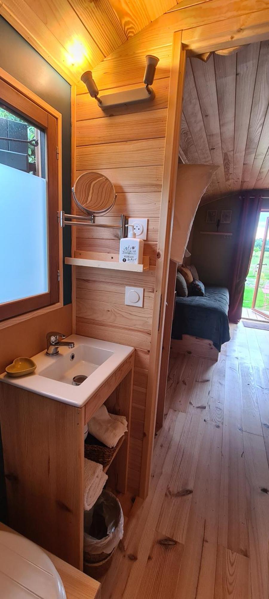 Roulotte A La Ferme Buissonniere Villa La Lande-de-Louge Kültér fotó